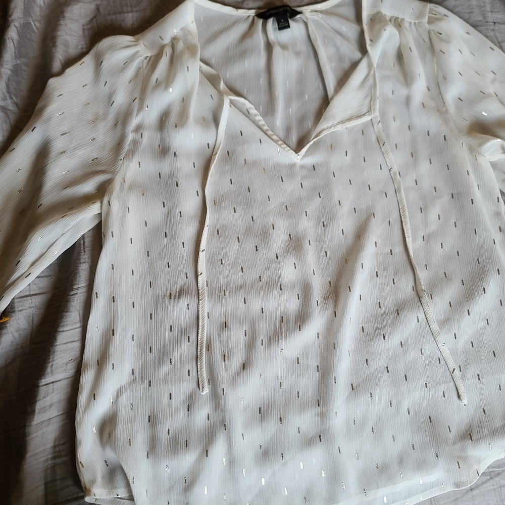 Banana republic top sheer white with gold size small